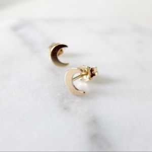 New 14k gold filled crescent moon stud earrings